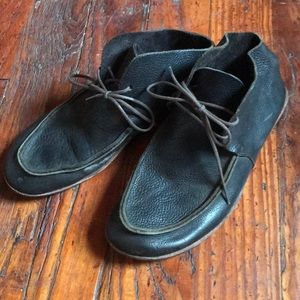 Cydwoq Leather High Top Shoes